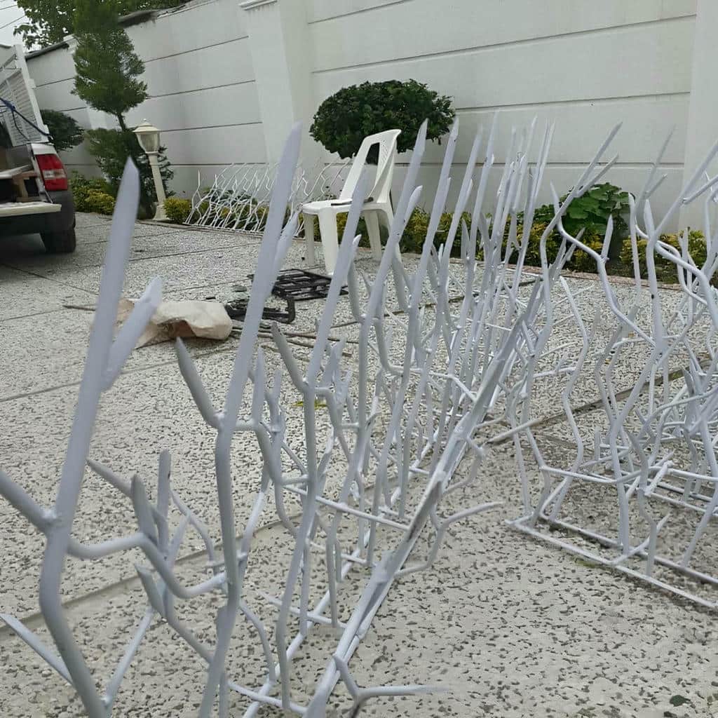 fence-wall-protection-deer-antler-spear-aaq ساخت حفاظ شاخ گوزنی دیوارهای آپارتمانی و ویلایی