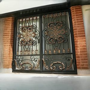 درب لاله فلزی مدرن