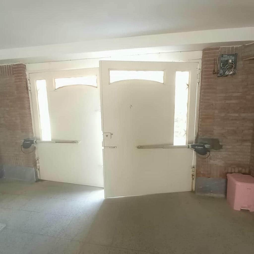 نصب جک درب پارکینگ استاندارد در کرمانشاه