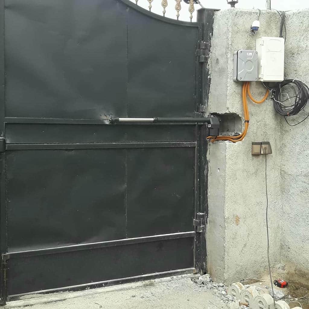 جک درب پارکینگ در محمودآباد