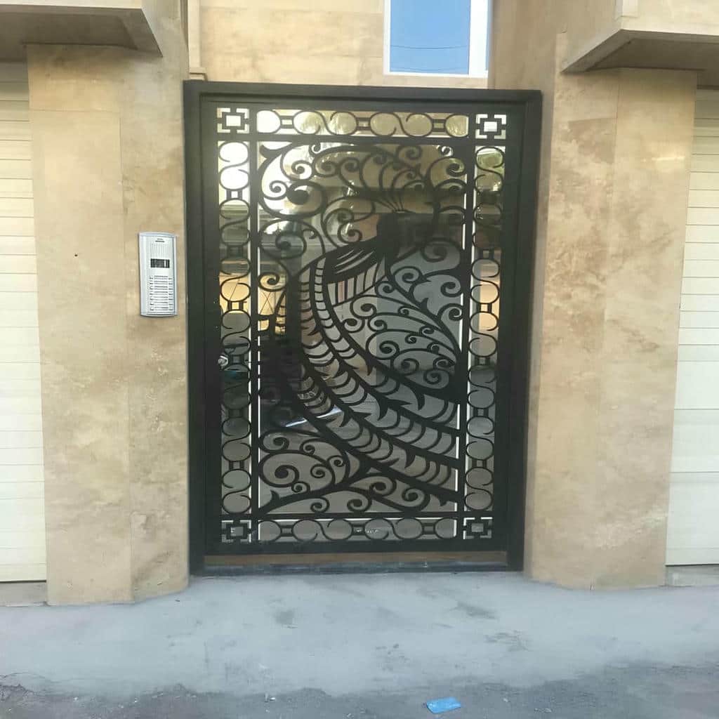 نصب درب حیاط تک لنگه در آبادان