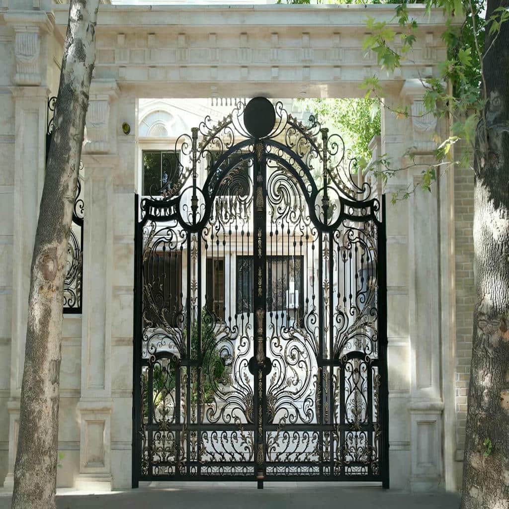 نصب درب حیاط رنگ کوره ای در کمال شهر