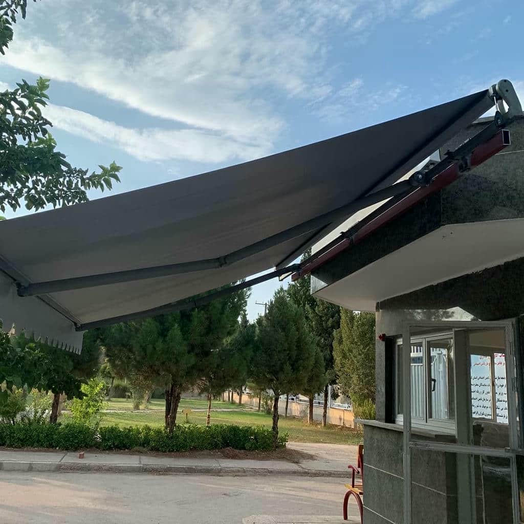 نصب سایبان برقی سنسور باد در استان گیلان