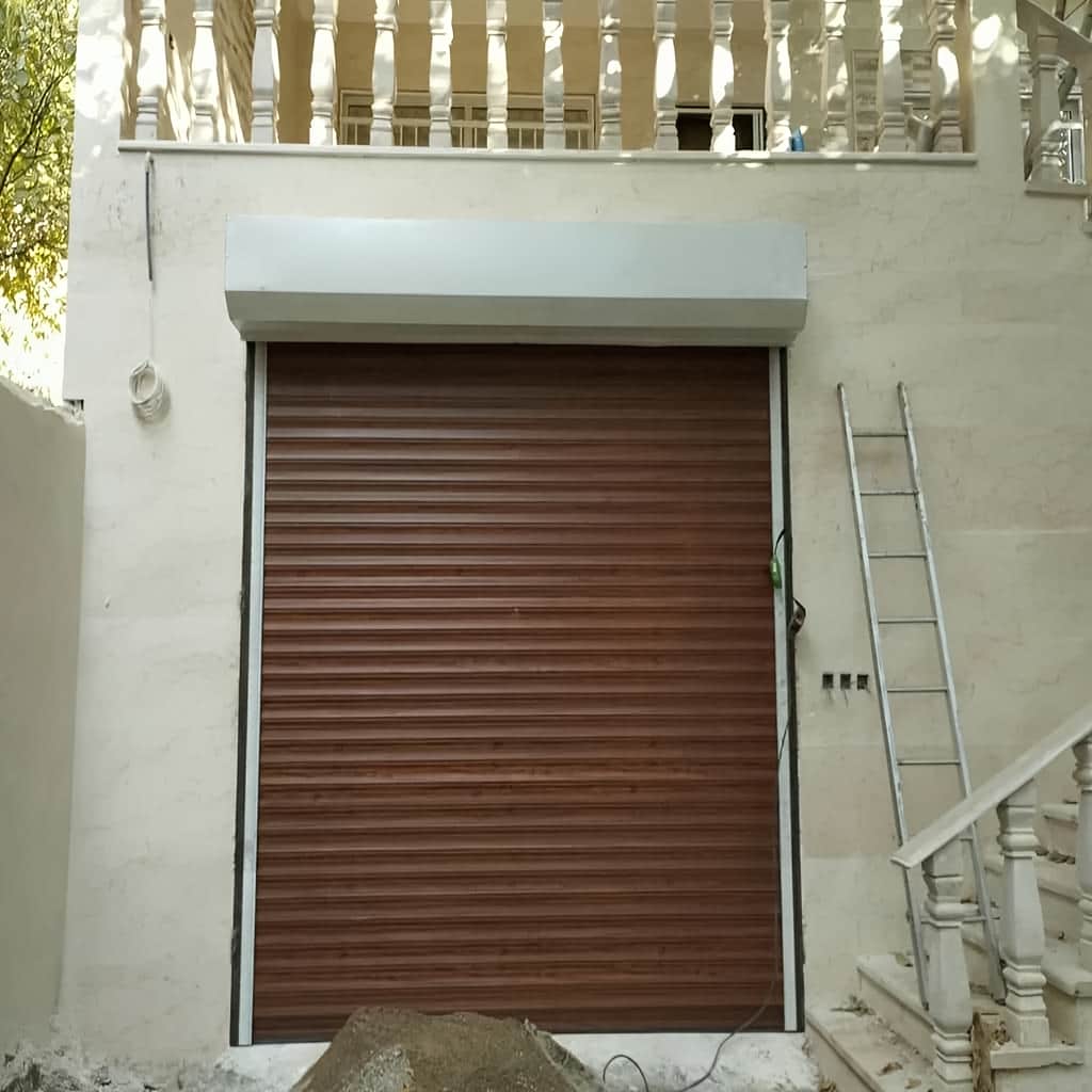 نصب کرکره برقی هماهنگ با نما در بیرجند