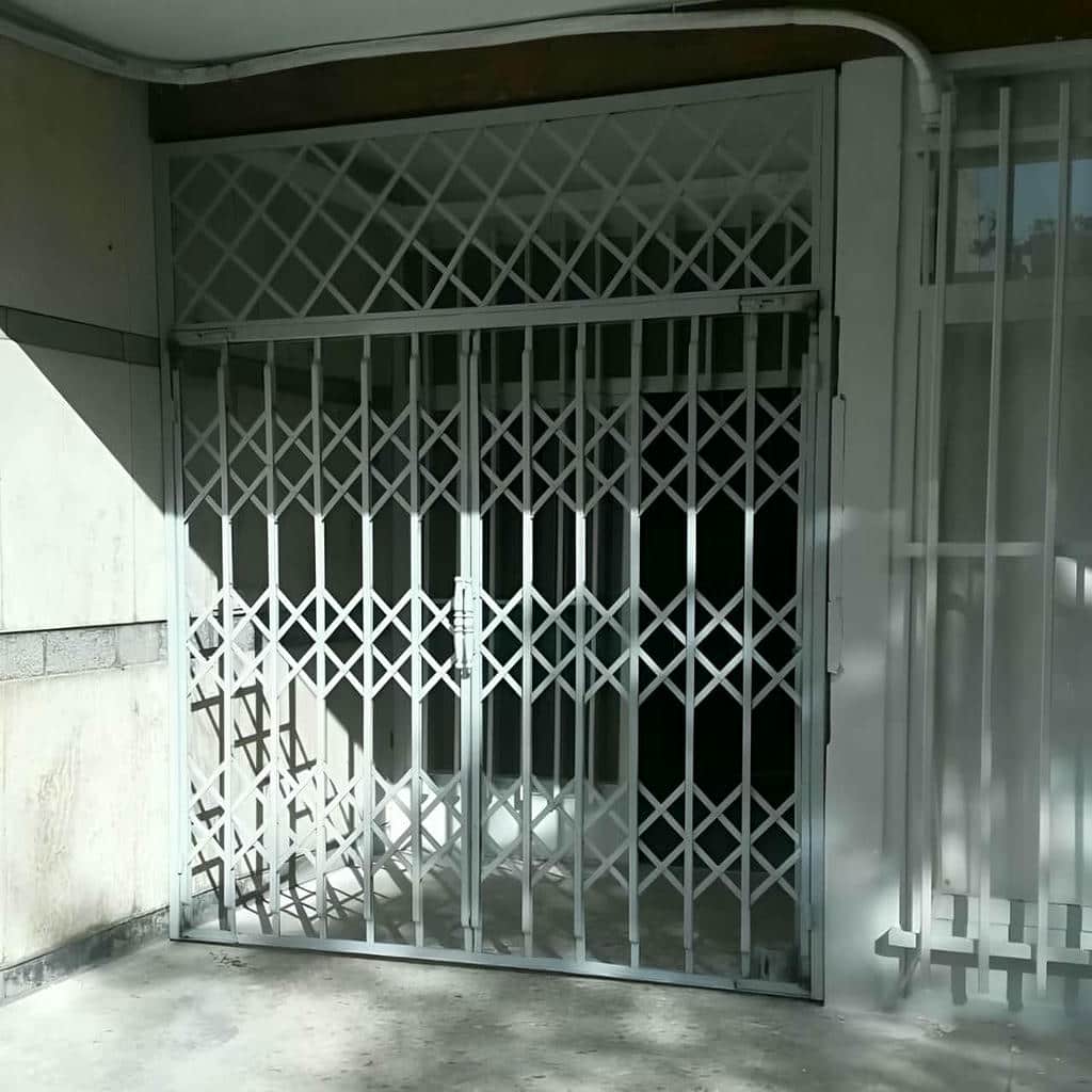 قیمت درب آکاردئونی سه گل در دماوند