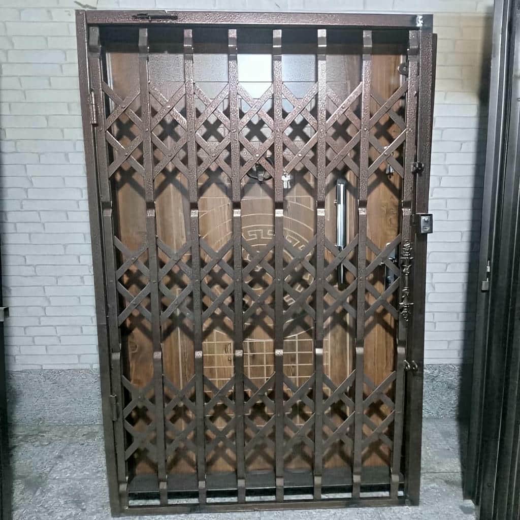 کارخانه درب آکاردئونی پروفیل تقویتی در بیرجند