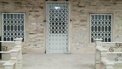 درب آکاردئونی در گنبدکاووس