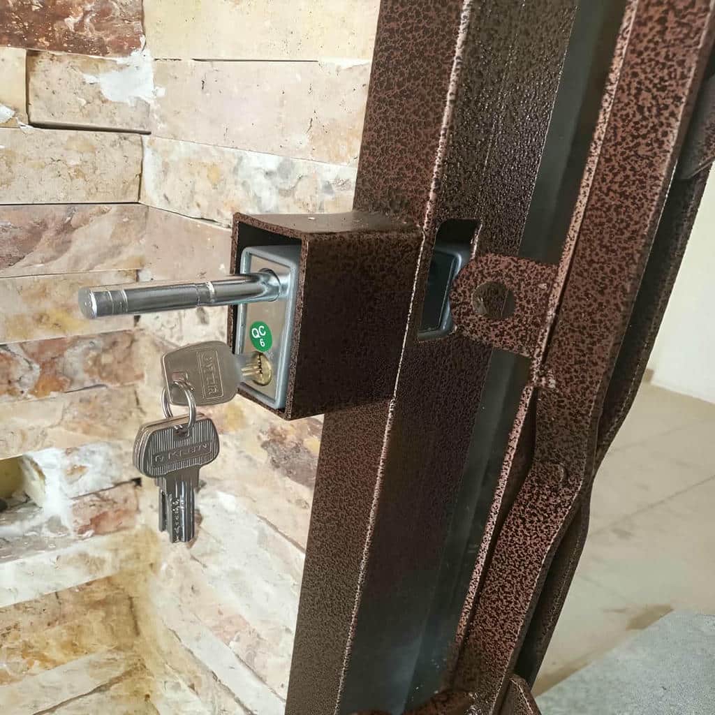 قیمت درب آکاردئونی مناسب پروژه در هشتگرد