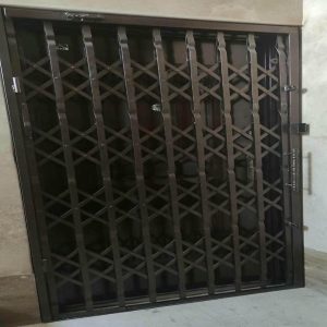 درب آکاردئونی در اندیشه