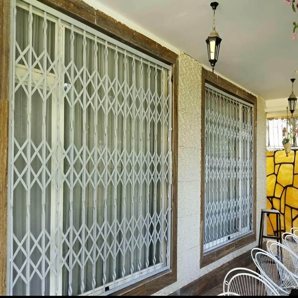 کارخانه درب آکاردئونی فلزی در استان گیلان