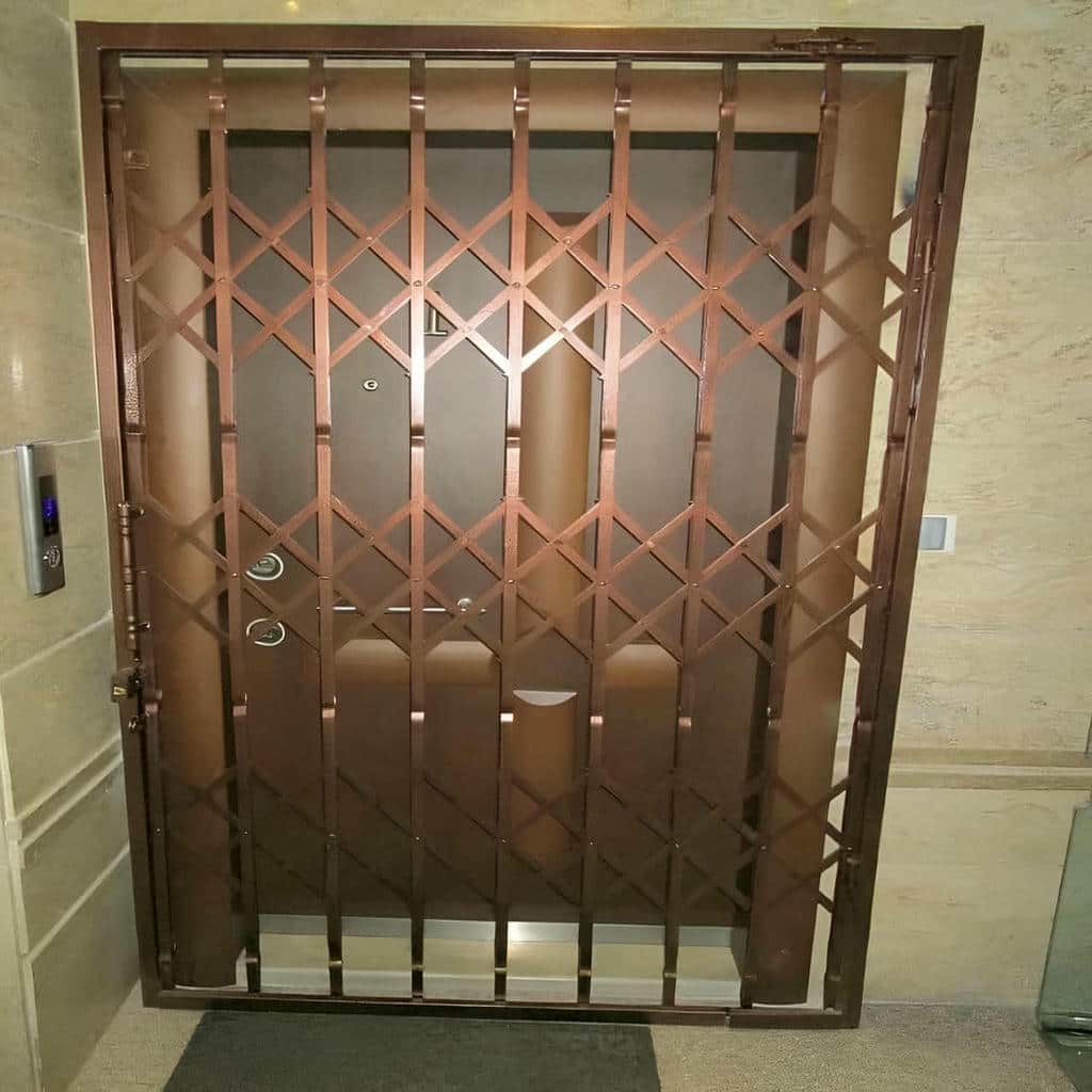کارخانه درب آکاردئونی آهنی در محمودآباد