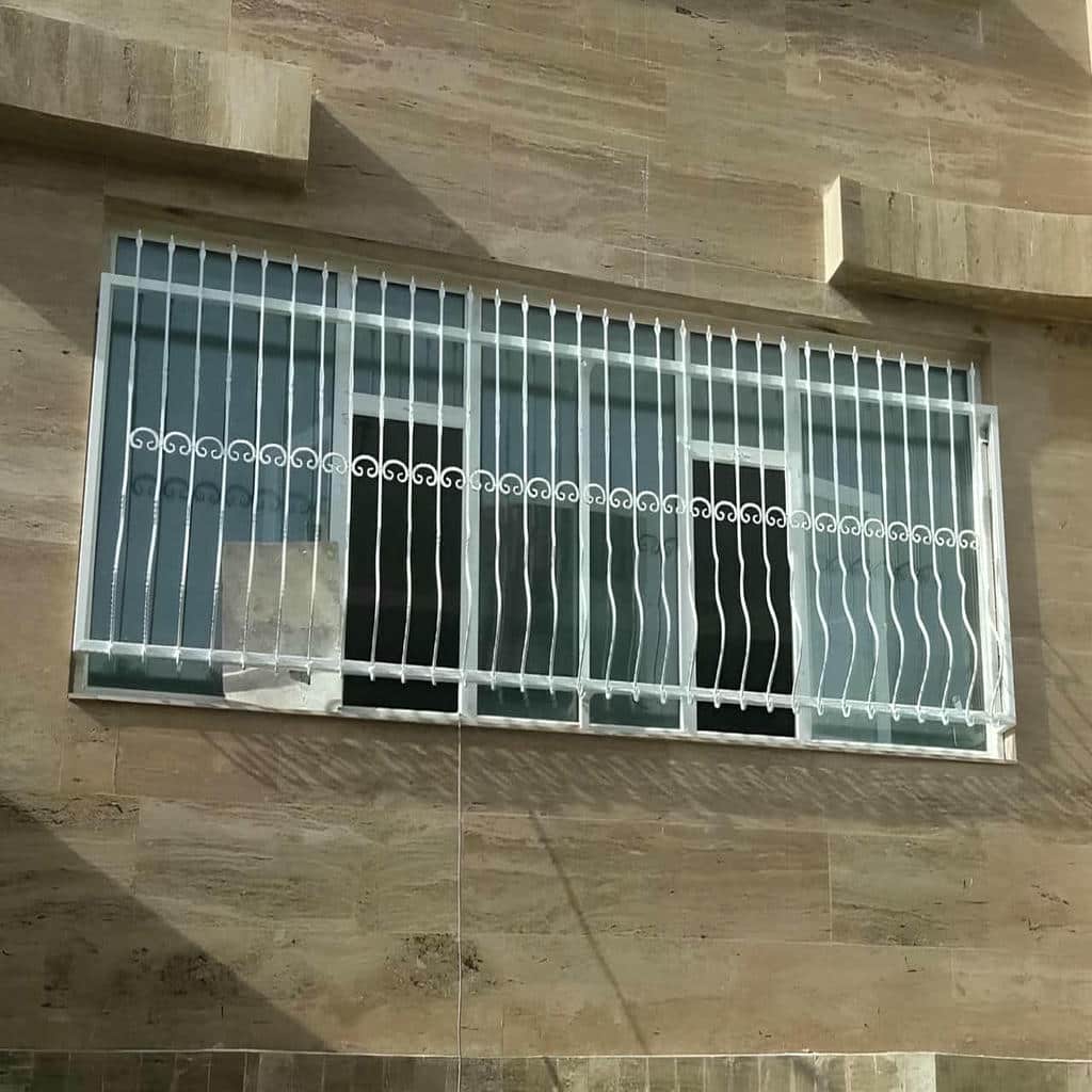 قیمت حفاظ پنجره فرفورژه کلاسیک در سنندج