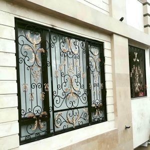 حفاظ پنجره در مریوان