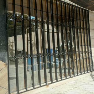 حفاظ پنجره در پردیس