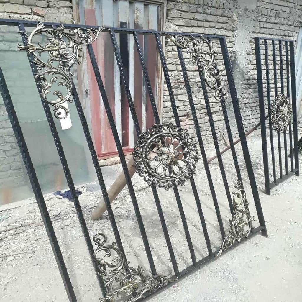 نصب حفاظ پنجره بازشو کاربردی در قائمشهر