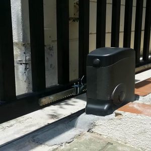 جک درب پارکینگ در سمنان