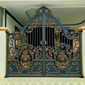 درب حیاط در بجنورد