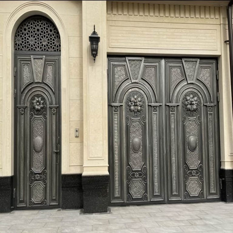 درب حیاط در کرج