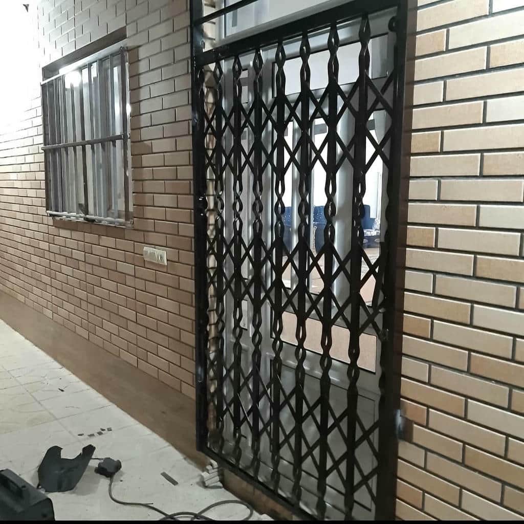 مدل حفاظ آکاردئونی درب واحد مسکونی