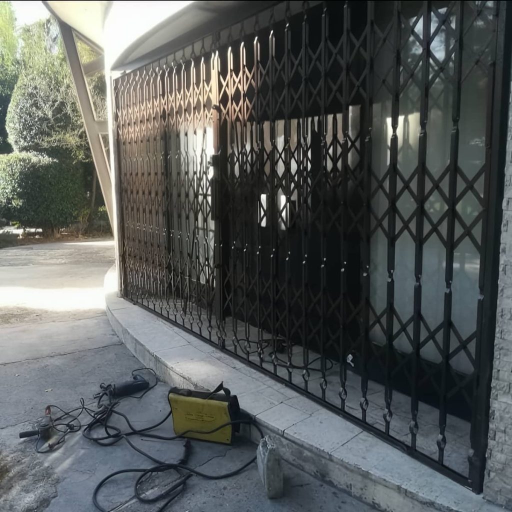 نمونه درب ریلی آکاردئونی کم جا