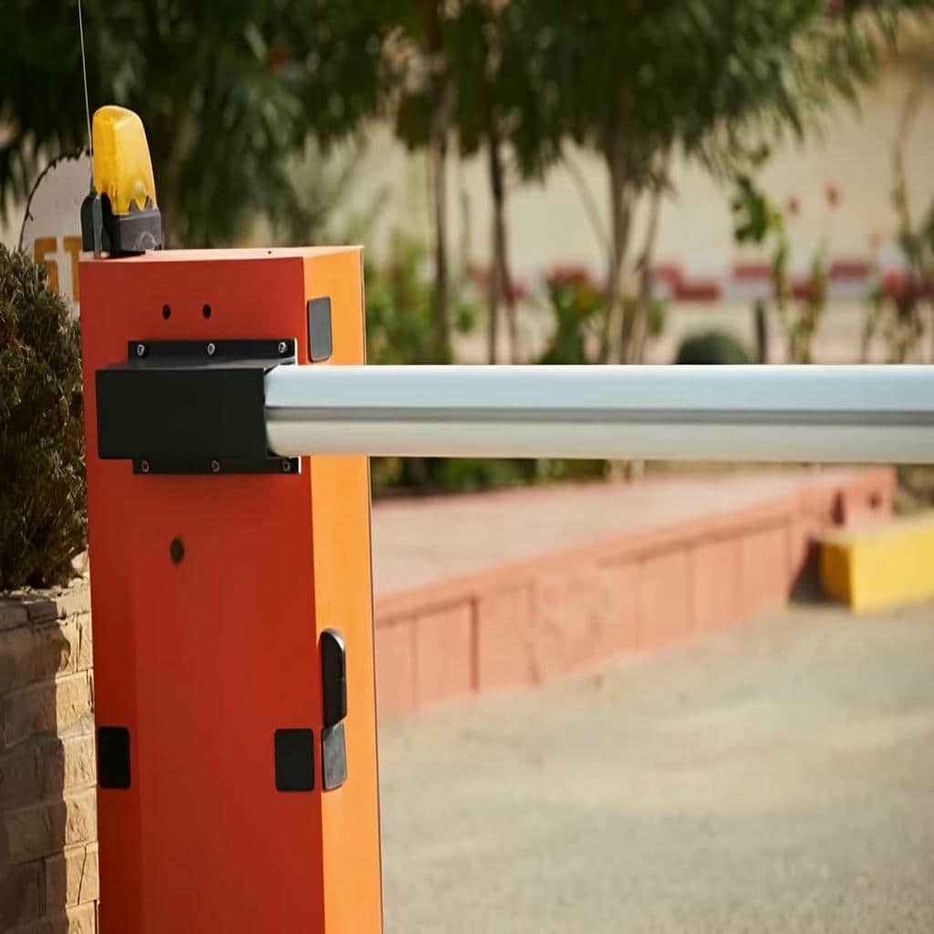 راهبند مجتمع مسکونی پلاک خوان مجهز به سنسور مانع