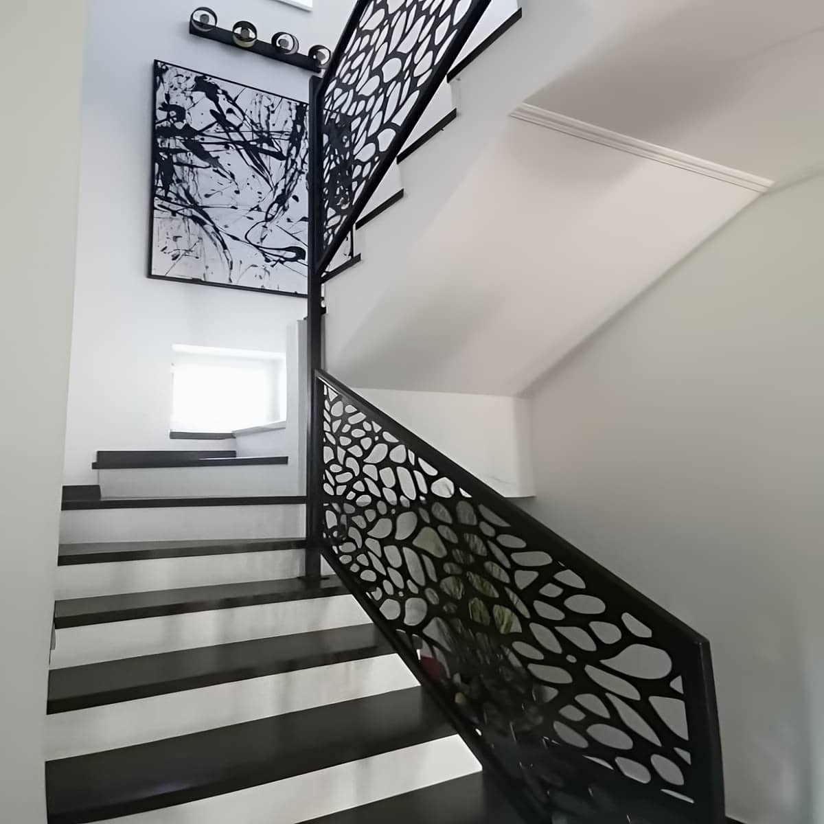 نرده سی ان سی رنگ کوره ای بادوام با آماده سازی دقیق فلز نرده سی ان سی رنگ کوره ای بادوام با آماده سازی دقیق فلز