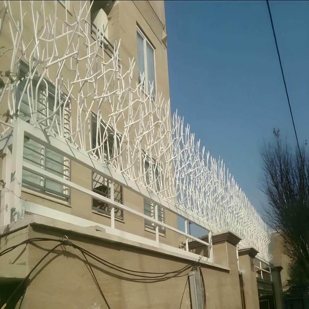 نمونه حفاظ شاخ گوزنی دیوار باغ ویلا