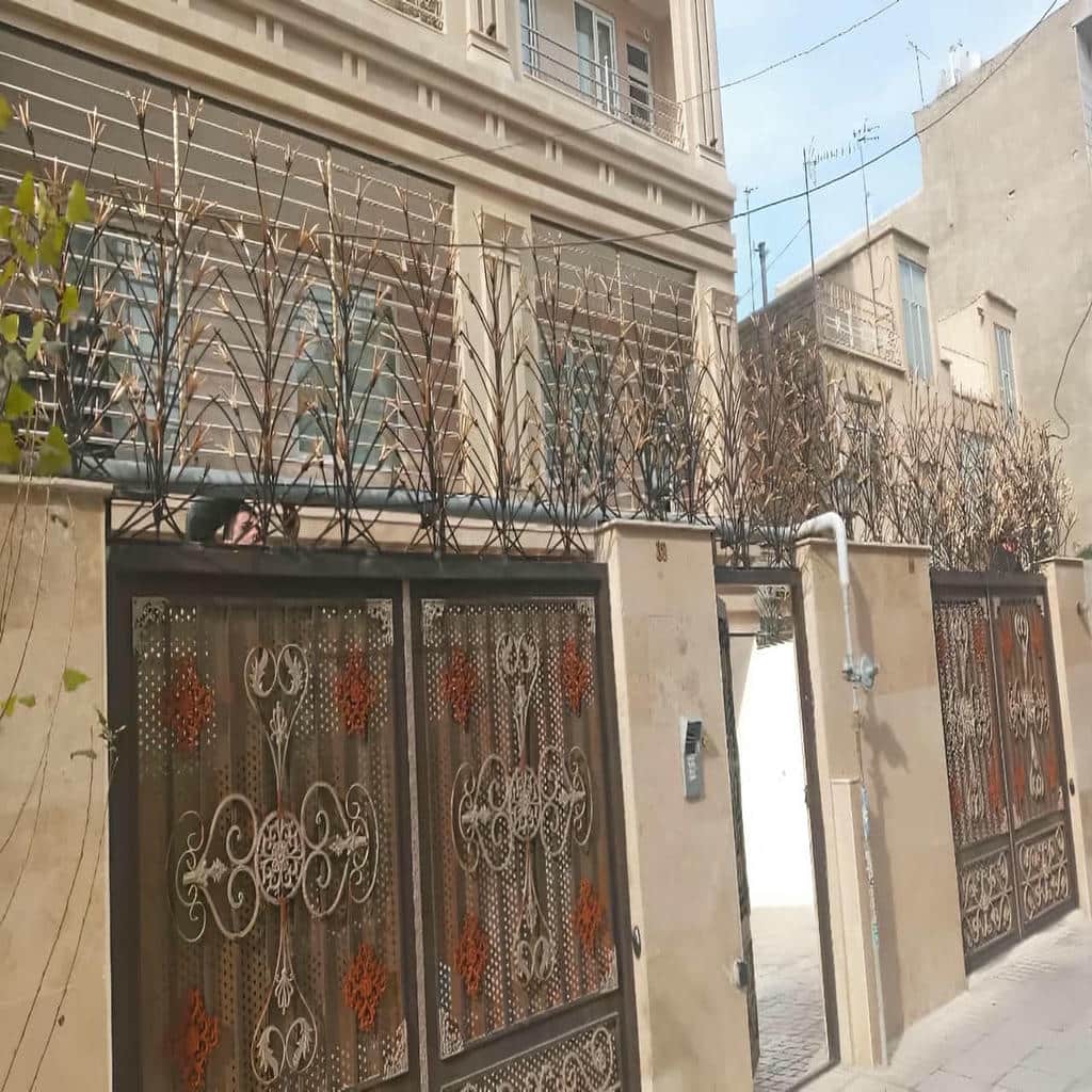 خدمات نصب حفاظ دیوار با میلگرد آجدار
