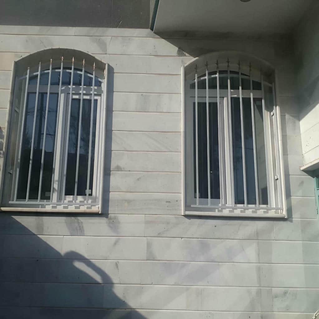 قیمت حفاظ پنجره طبقه اول امنیت ورودی با رنگ مقاوم