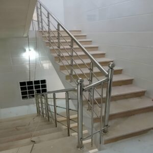 نرده استیل مدرن راه پله با دستگیره لوله ای براق