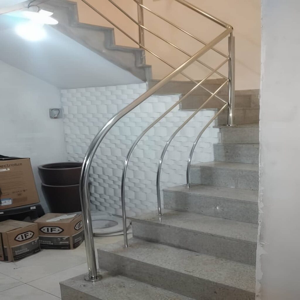 قیمت نرده استیل 304 با اجرای مقاوم