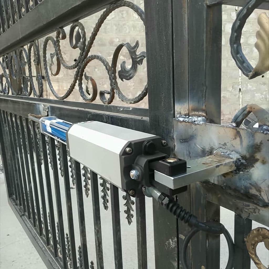 جک درب پارکینگ با ریموت کنترل و گیرنده سالم جک درب پارکینگ با ریموت کنترل و گیرنده سالم