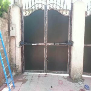 جک بازویی درب ویلایی با بازوی فلزی مقاوم