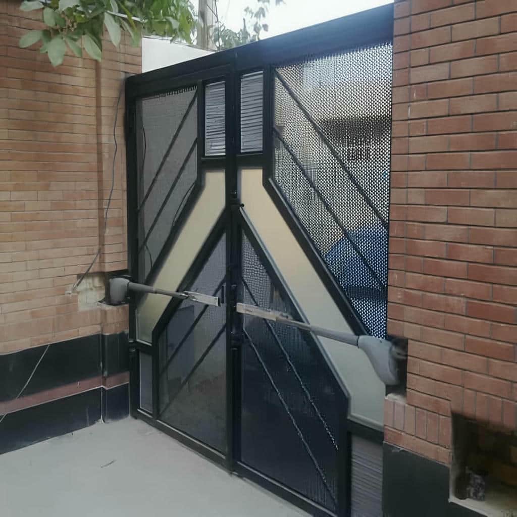 جک درب پارکینگ ایتالیایی هیدرولیک روی ورودی لولایی