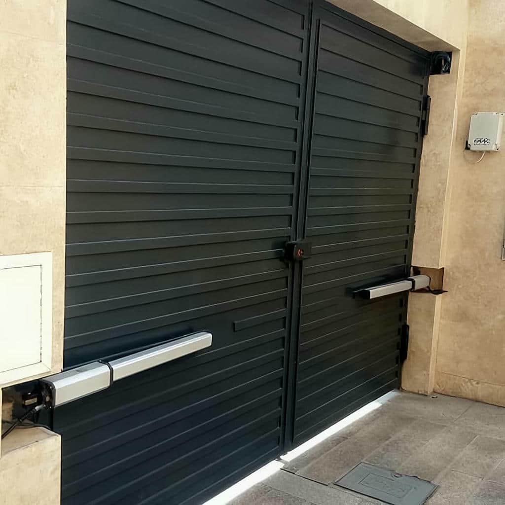 ایمنی جک هیدرولیک درب پارکینگ صنعتی برای ورودی بزرگ