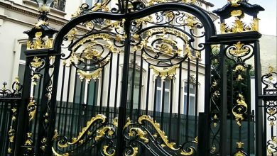 درب ویلایی مینیمال خطی با خطوط افقی منظم