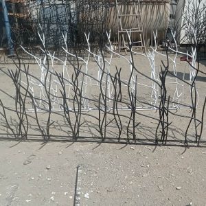 حفاظ سرنیزه ای و حفاظ شاخ گوزنی با نوک های تیز