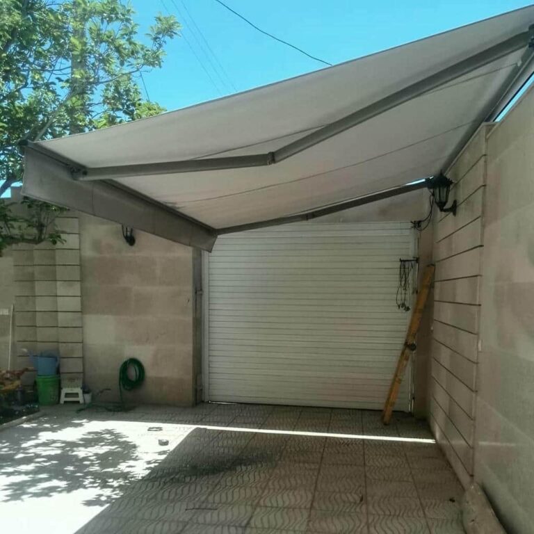 چادر برقی با پوشش هماهنگ نمای مدرن