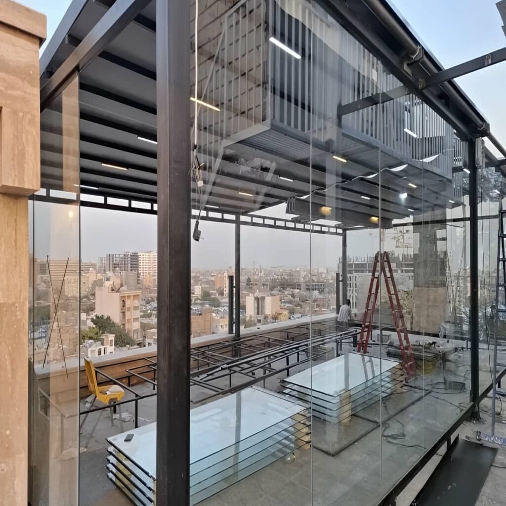 سقف متحرک پارچه ای با متریال مناسب استفاده روزانه