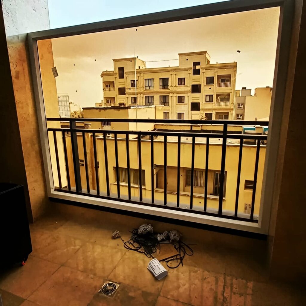 هندریل راه پله با دستگیره راحت برای رفت و آمد روزانه