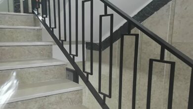 نرده فلزی بالکن سفارشی برای بازسازی ساختمان قدیمی
